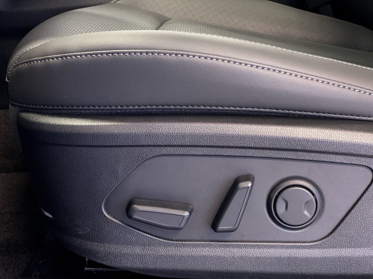 New 2026 Kia Sorento X-Line EX AWD/4WD image 17