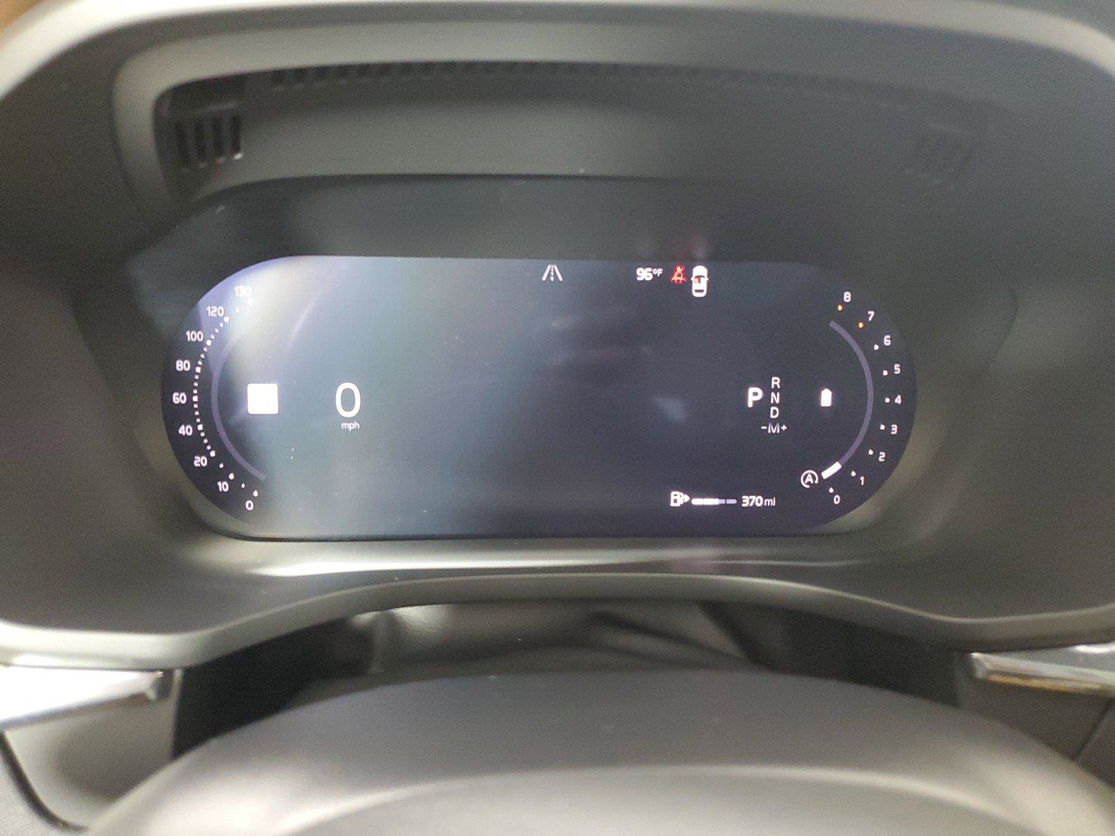 Used 2026 Volvo XC60 B5 Plus AWD/4WD image 27