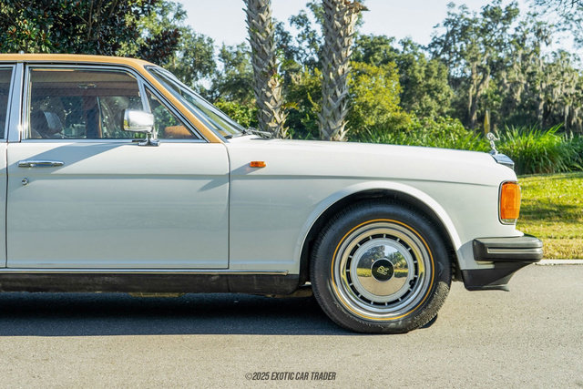 Used 1990 Rolls-Royce Silver Spur II image 11