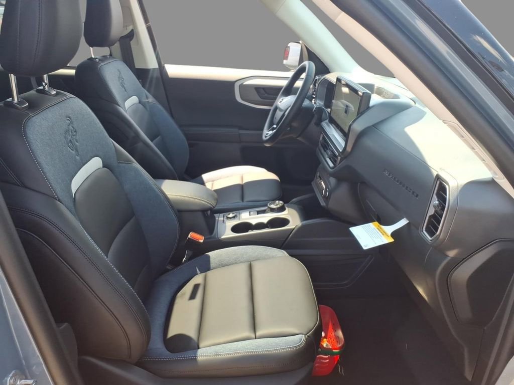 New 2026 Ford Bronco Sport Outer Banks w/ Outer Banks Tech Package+ AWD/4WD image 13