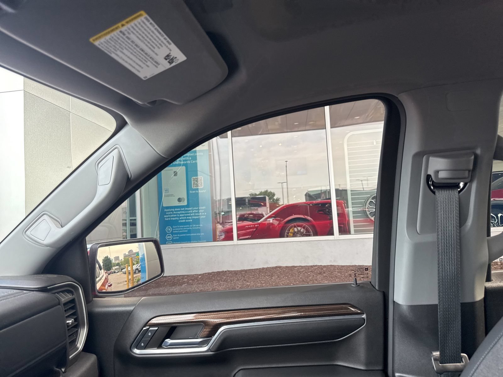 Used 2024 Chevrolet Silverado 1500 LT AWD/4WD image 28