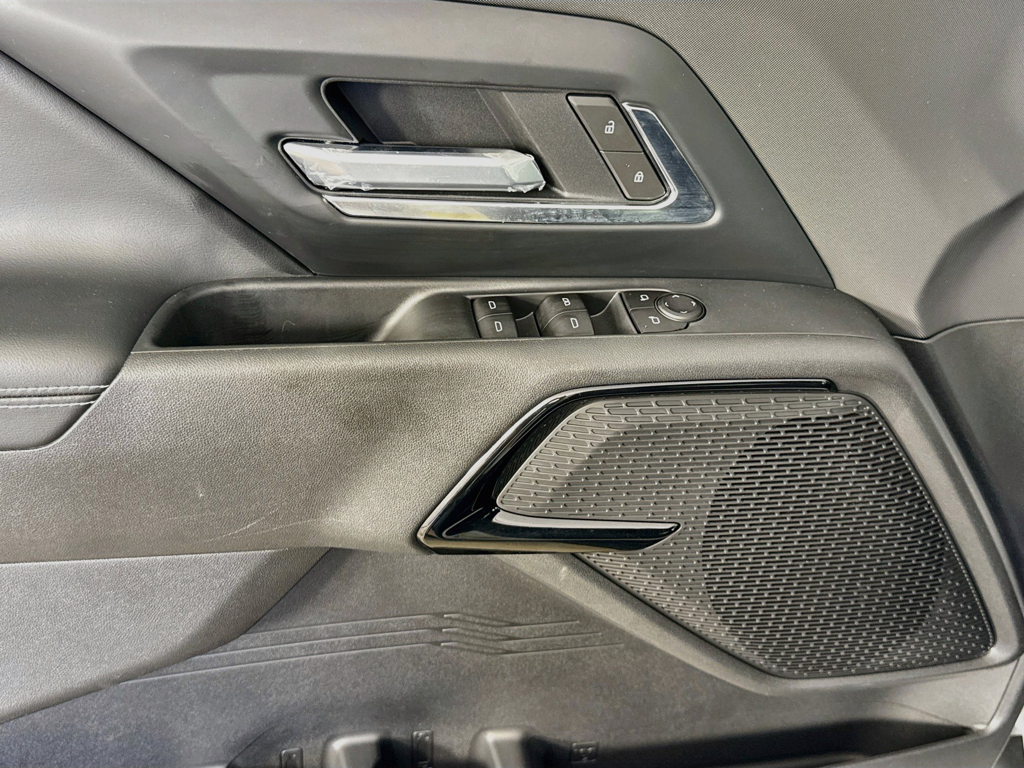 Used 2026 Chevrolet Silverado EV LT AWD/4WD image 20