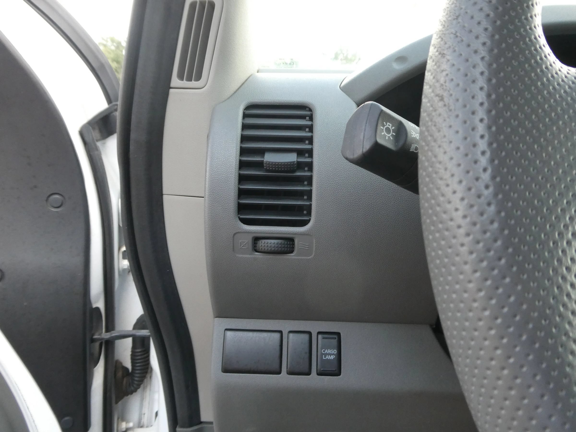 Used 2007 Nissan Frontier XE w/ Preferred Pkg RWD image 15