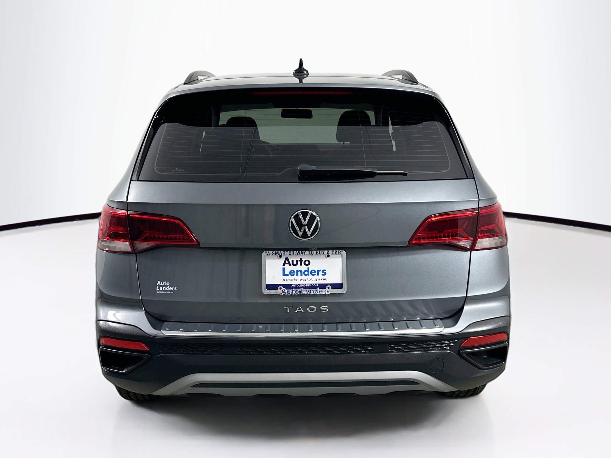 Used 2022 Volkswagen Taos S FWD image 6