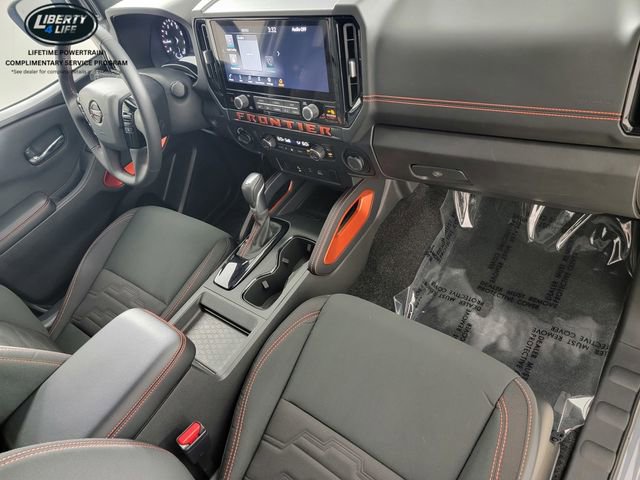 Used 2025 Nissan Frontier PRO-4X AWD/4WD image 22