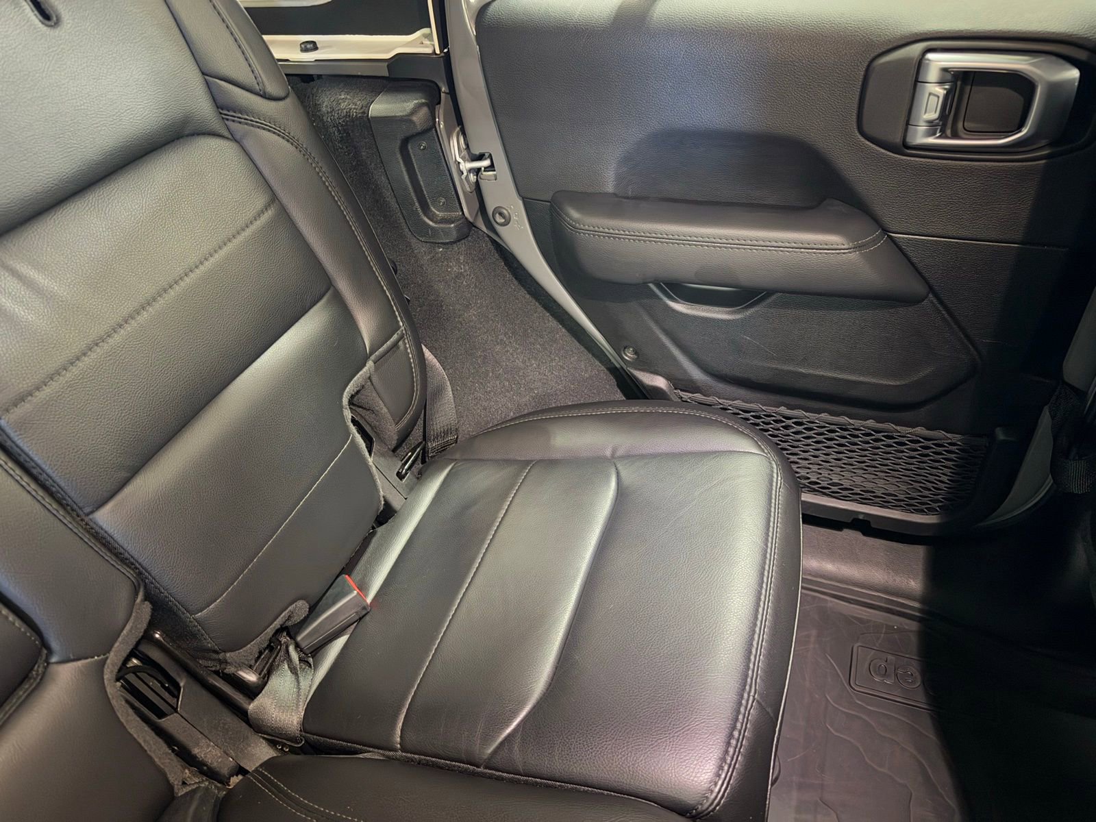 Certified 2023 Jeep Wrangler Unlimited Sahara image 38