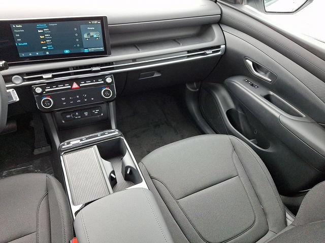 New 2026 Hyundai Tucson Blue SE AWD/4WD image 11