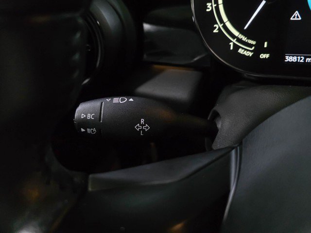 Used 2023 MINI Cooper 2-Door Hardtop image 21