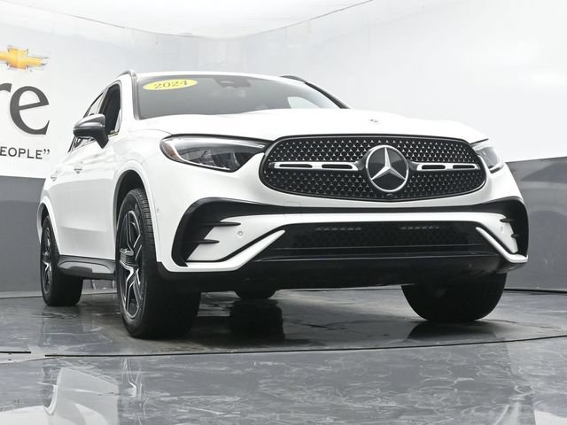 Used 2024 Mercedes-Benz GLC 300 image 3