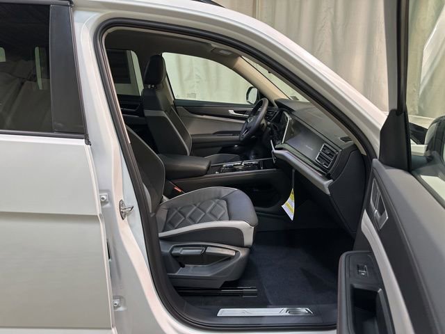 New 2026 Volkswagen Atlas Peak Edition image 39