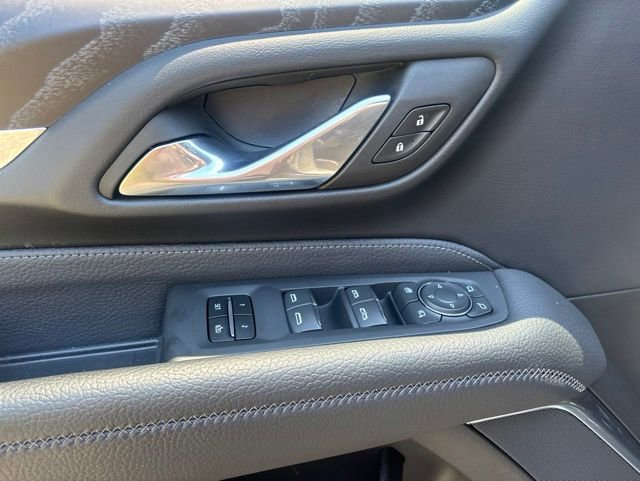 Used 2024 GMC Yukon Denali AWD/4WD image 6