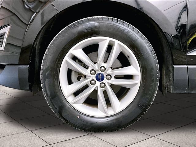 Used 2017 Ford Edge SEL w/ Equipment Group 201A FWD image 8