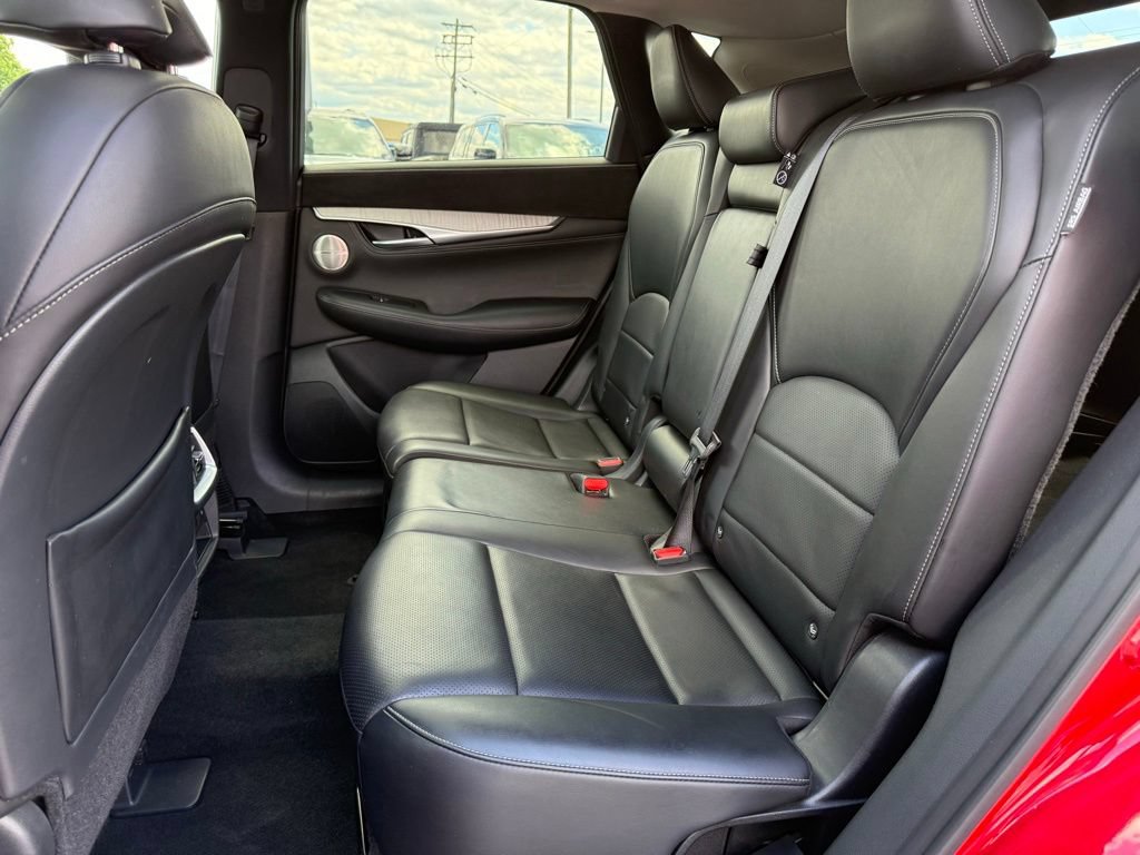 Used 2023 INFINITI QX50 Sensory AWD/4WD image 23