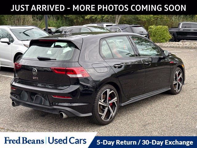 Used 2024 Volkswagen GTI SE FWD image 8