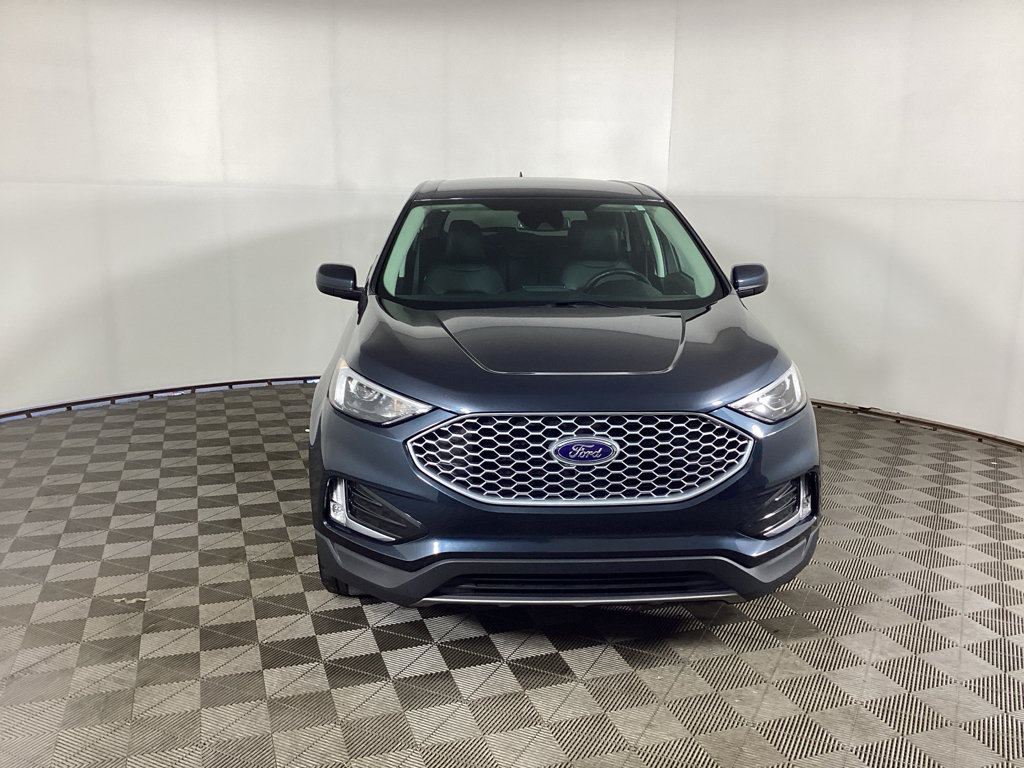 Used 2023 Ford Edge SEL w/ Convenience Package AWD/4WD image 6