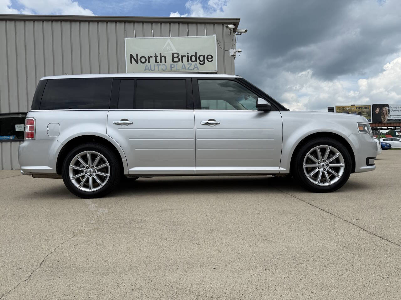 Used 2019 Ford Flex Limited image 30