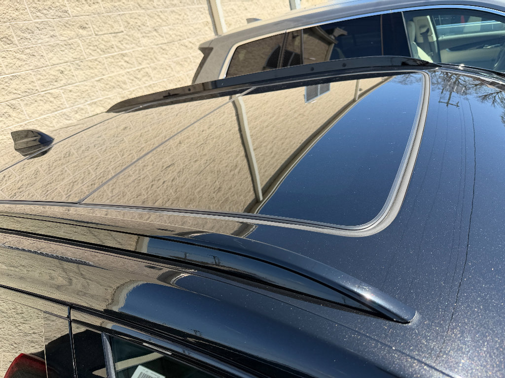 Used 2024 Cadillac XT4 Sport image 11