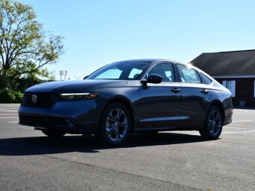 New 2025 Honda Accord EX-L image 3