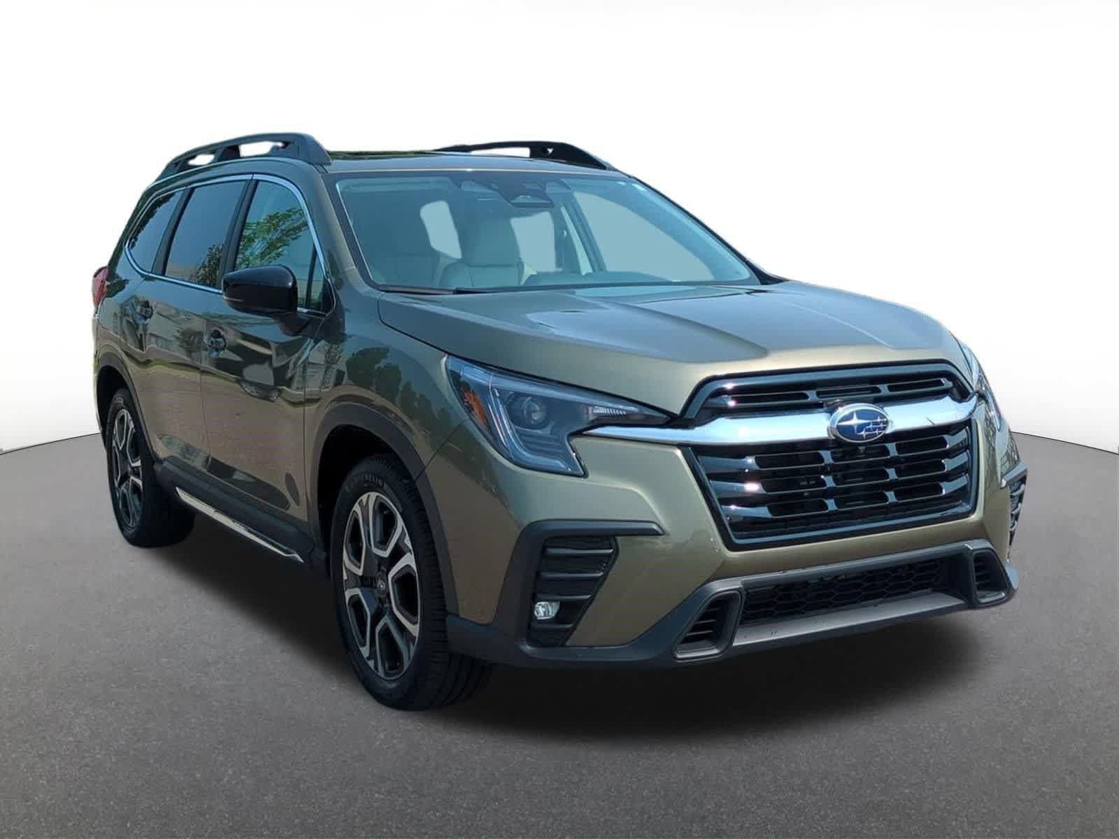 Used 2024 Subaru Ascent Limited w/ Technology Package AWD/4WD image 8