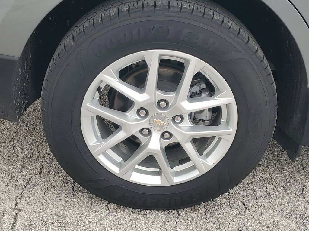 Certified 2023 Chevrolet Equinox LS AWD/4WD image 5