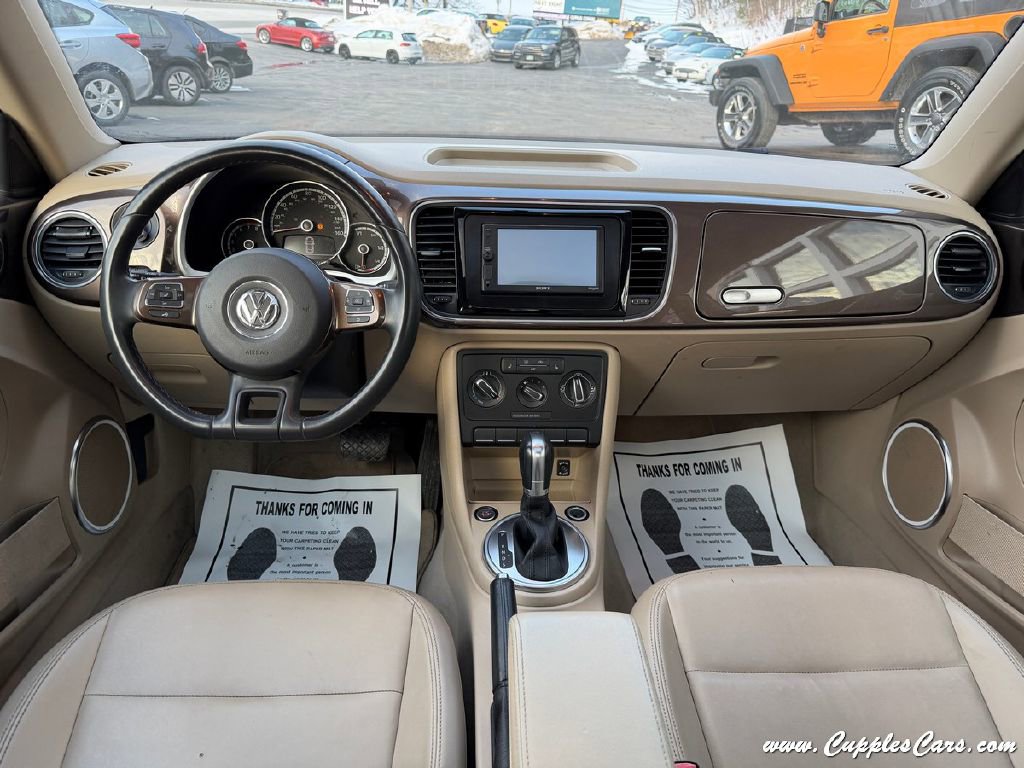 Used 2014 Volkswagen Beetle 1.8T image 15