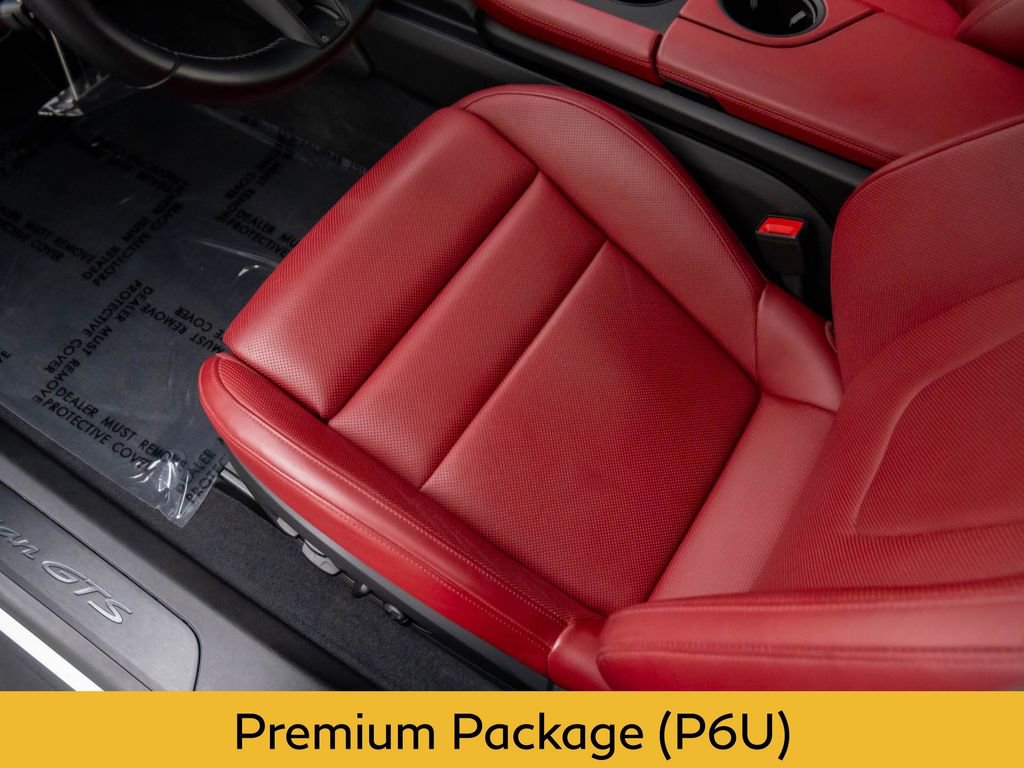 Used 2023 Porsche Taycan GTS image 14