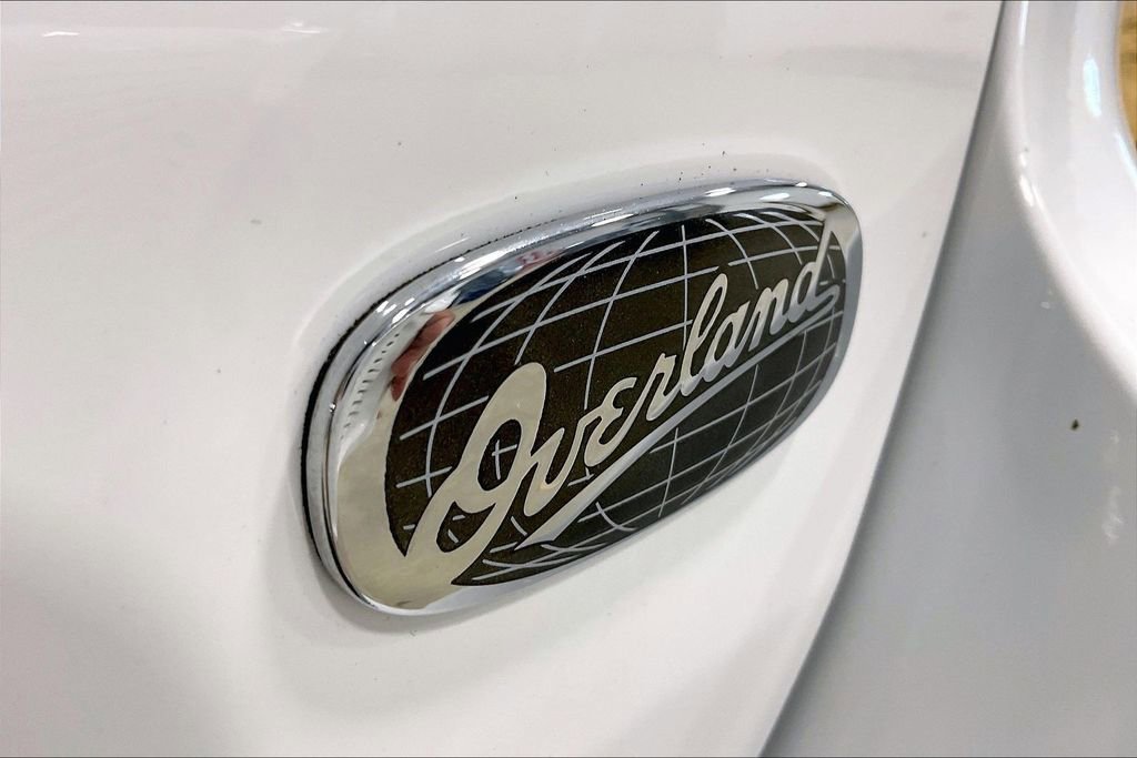 Used 2018 Jeep Grand Cherokee Overland AWD/4WD image 24