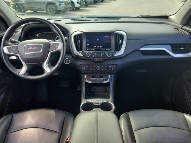 Used 2024 GMC Terrain SLT FWD image 18