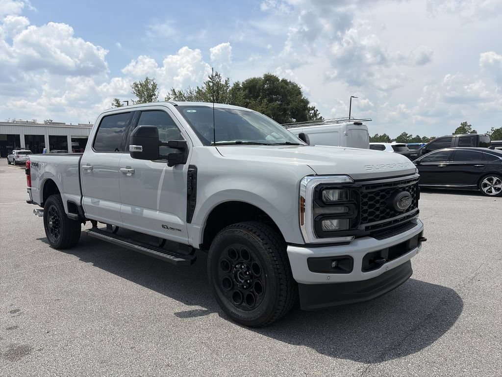 New 2026 Ford F250 Lariat w/ Black Appearance Package AWD/4WD image 9