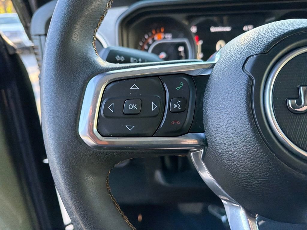 Used 2024 Jeep Wrangler Sahara image 18