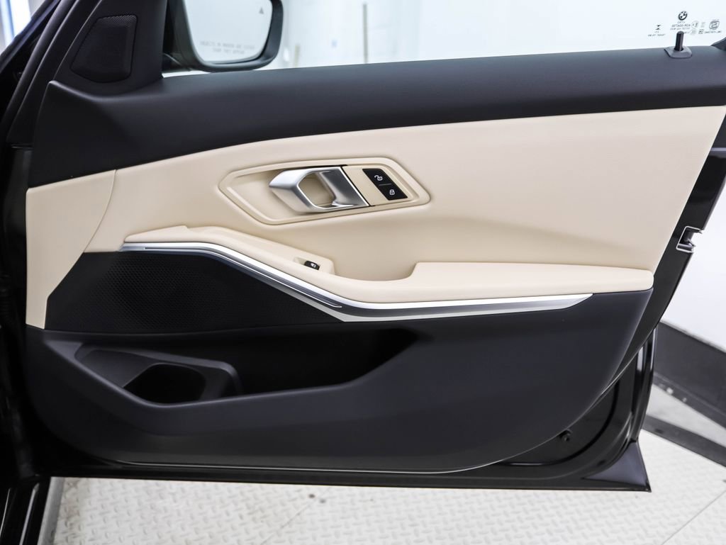 New 2026 BMW 330i xDrive Sedan w/ Premium Package image 29