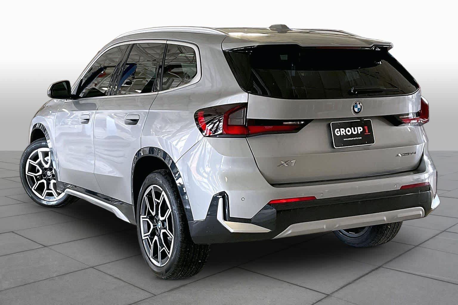 Used 2023 BMW X1 xDrive28i w/ Convenience Package AWD/4WD image 11