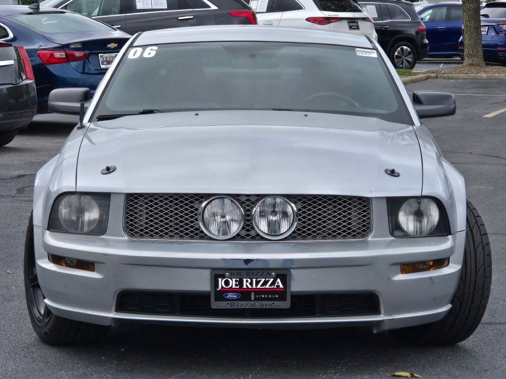 Used 2006 Ford Mustang GT Premium image 3