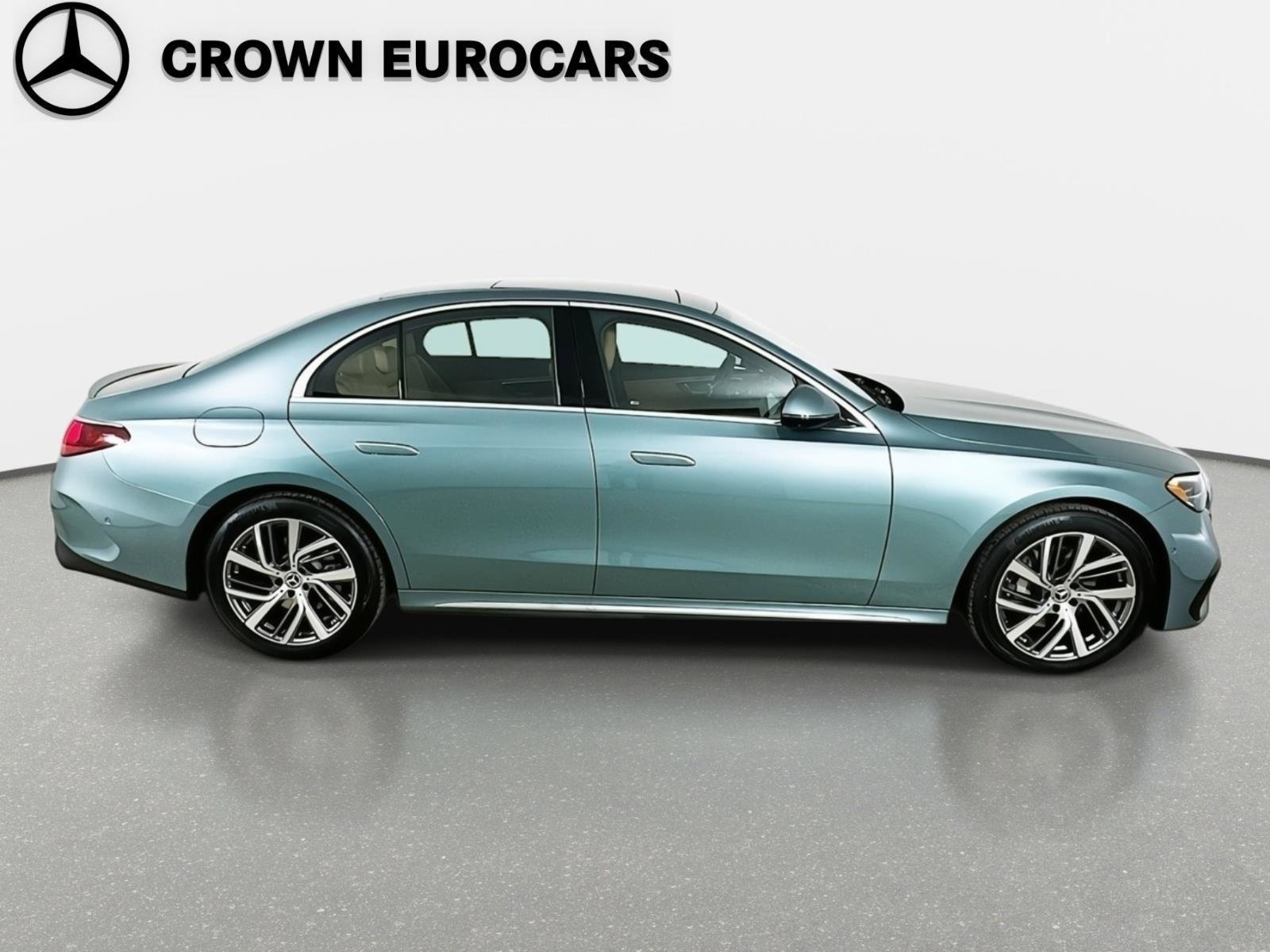 Used 2026 Mercedes-Benz E 350 4MATIC Sedan image 4