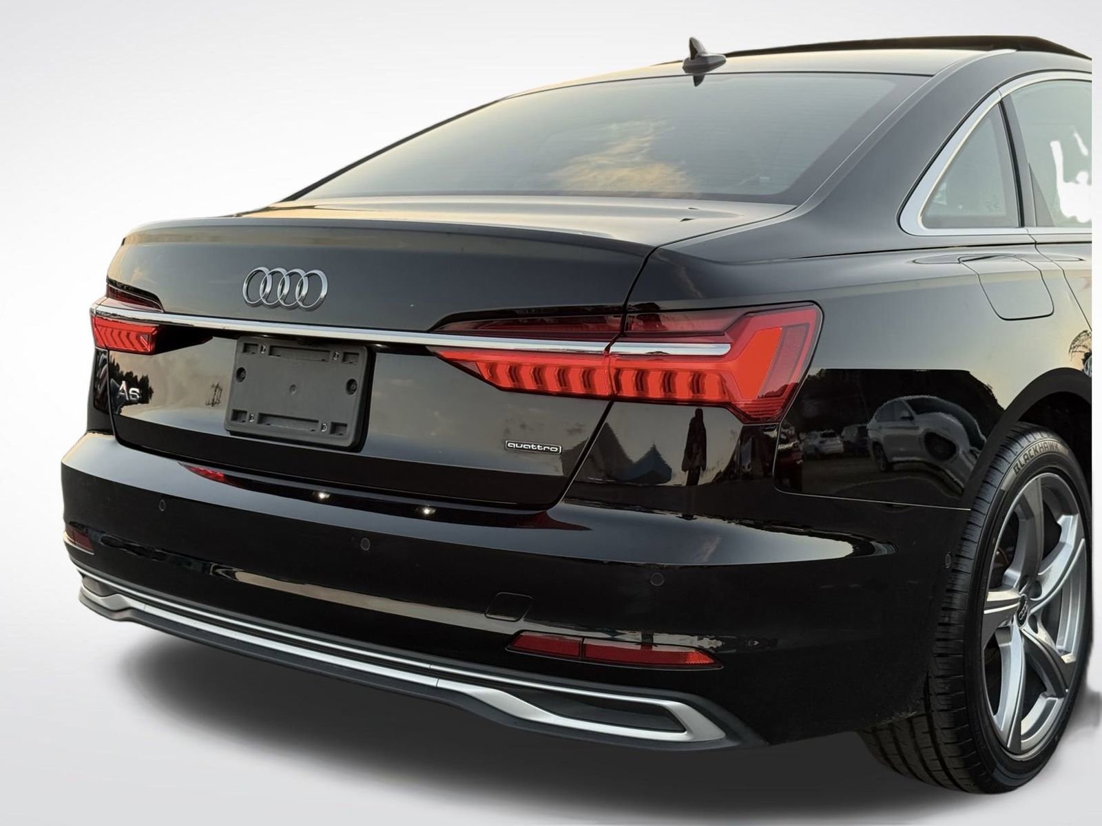 Used 2024 Audi A6 Premium Plus image 3