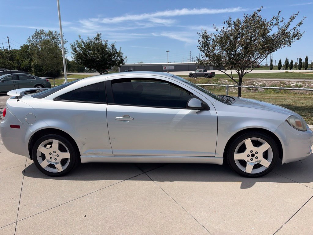 Used 2010 Chevrolet Cobalt LT w/ Preferred Equipment Group FWD image 13