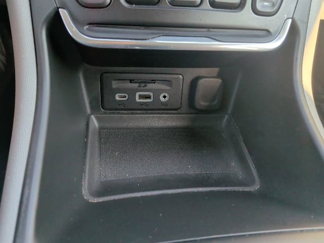 Used 2021 GMC Terrain SLT w/ Infotainment Package II image 23