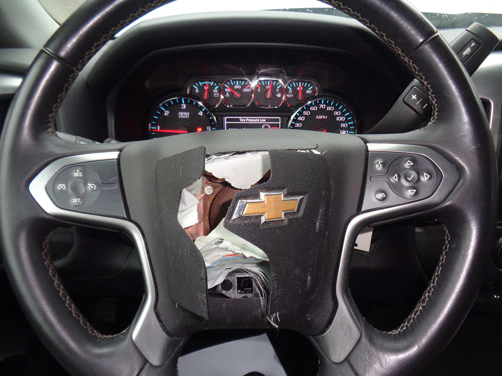 Used 2015 Chevrolet Silverado 1500 LT w/ All Star Edition AWD/4WD image 17