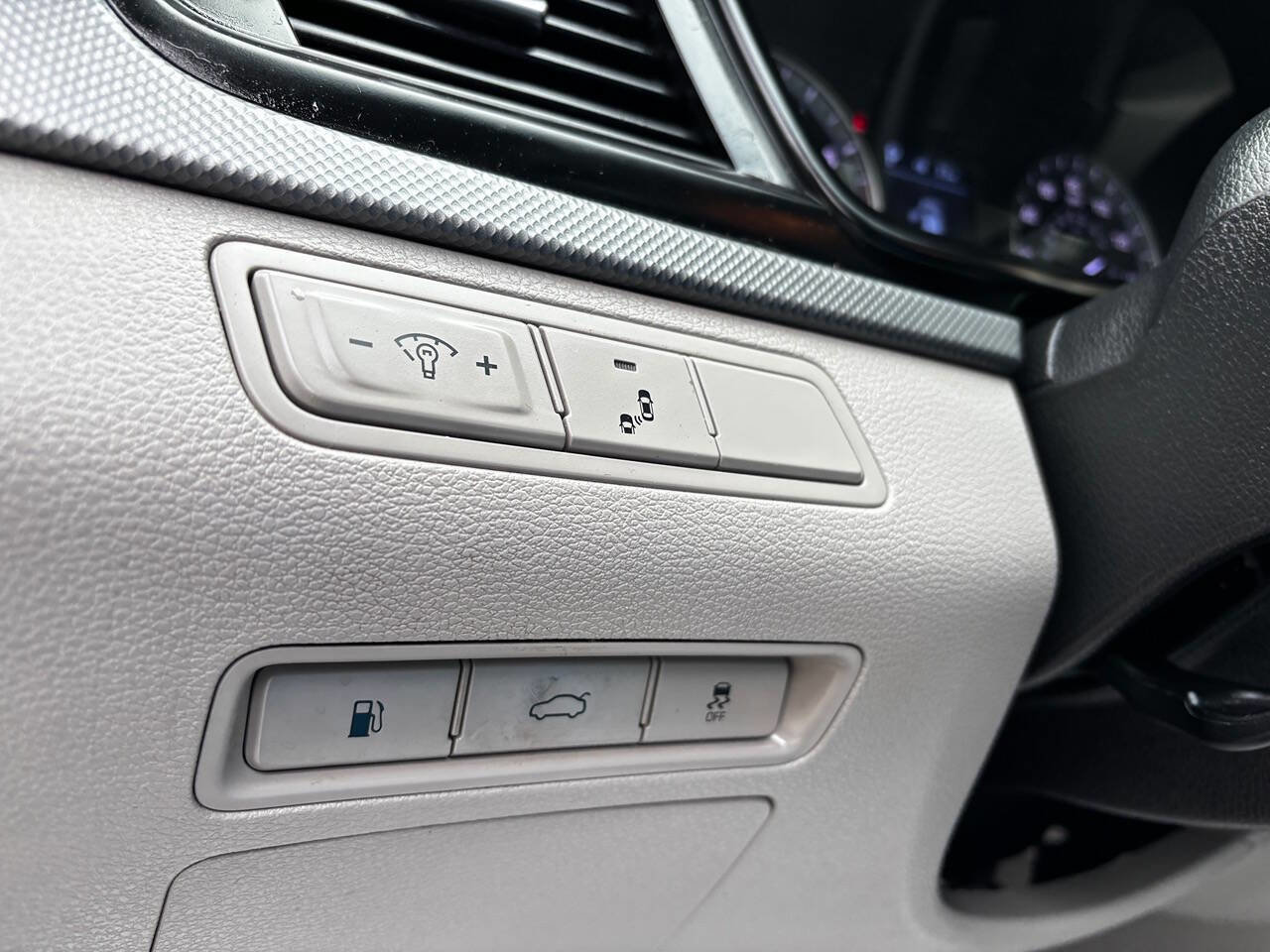 Used 2018 Hyundai Sonata SE FWD image 19