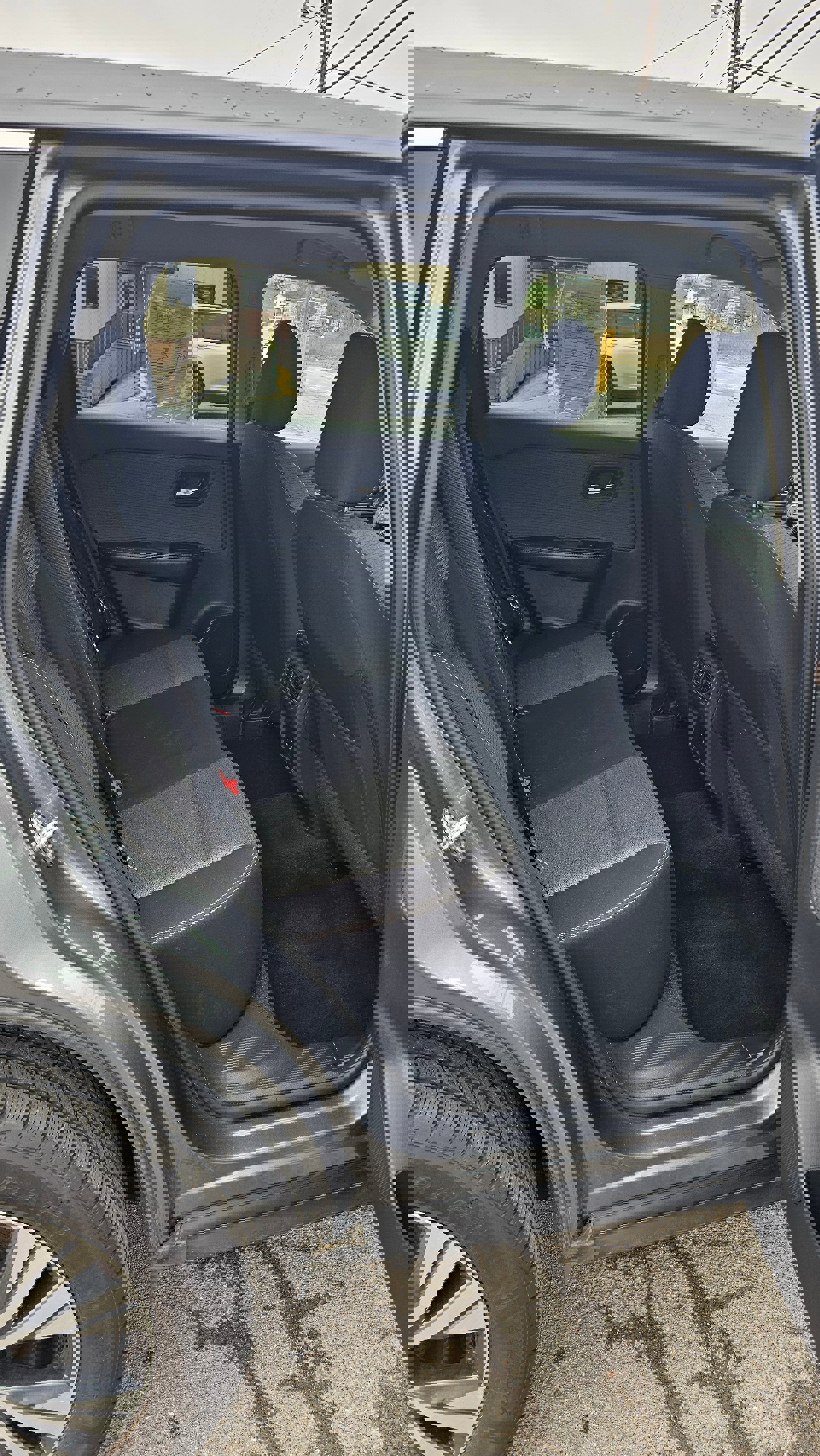 Used 2023 Nissan Rogue SV image 9