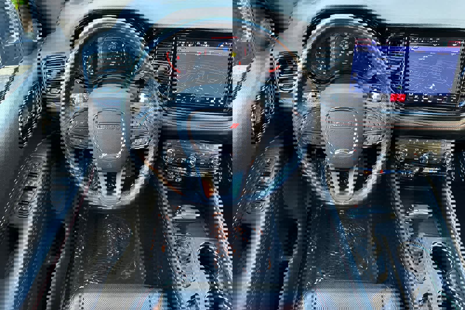 Used 2024 Dodge Durango GT image 15