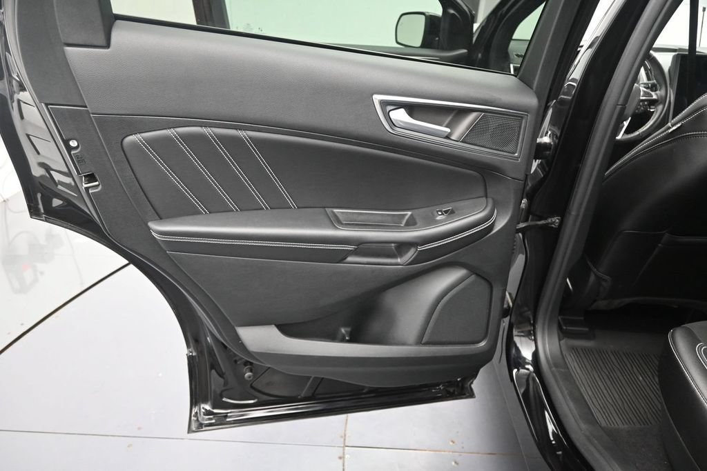 Used 2023 Ford Edge ST AWD/4WD image 15