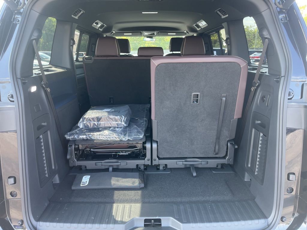 New 2025 Volkswagen ID. Buzz Pro S image 13