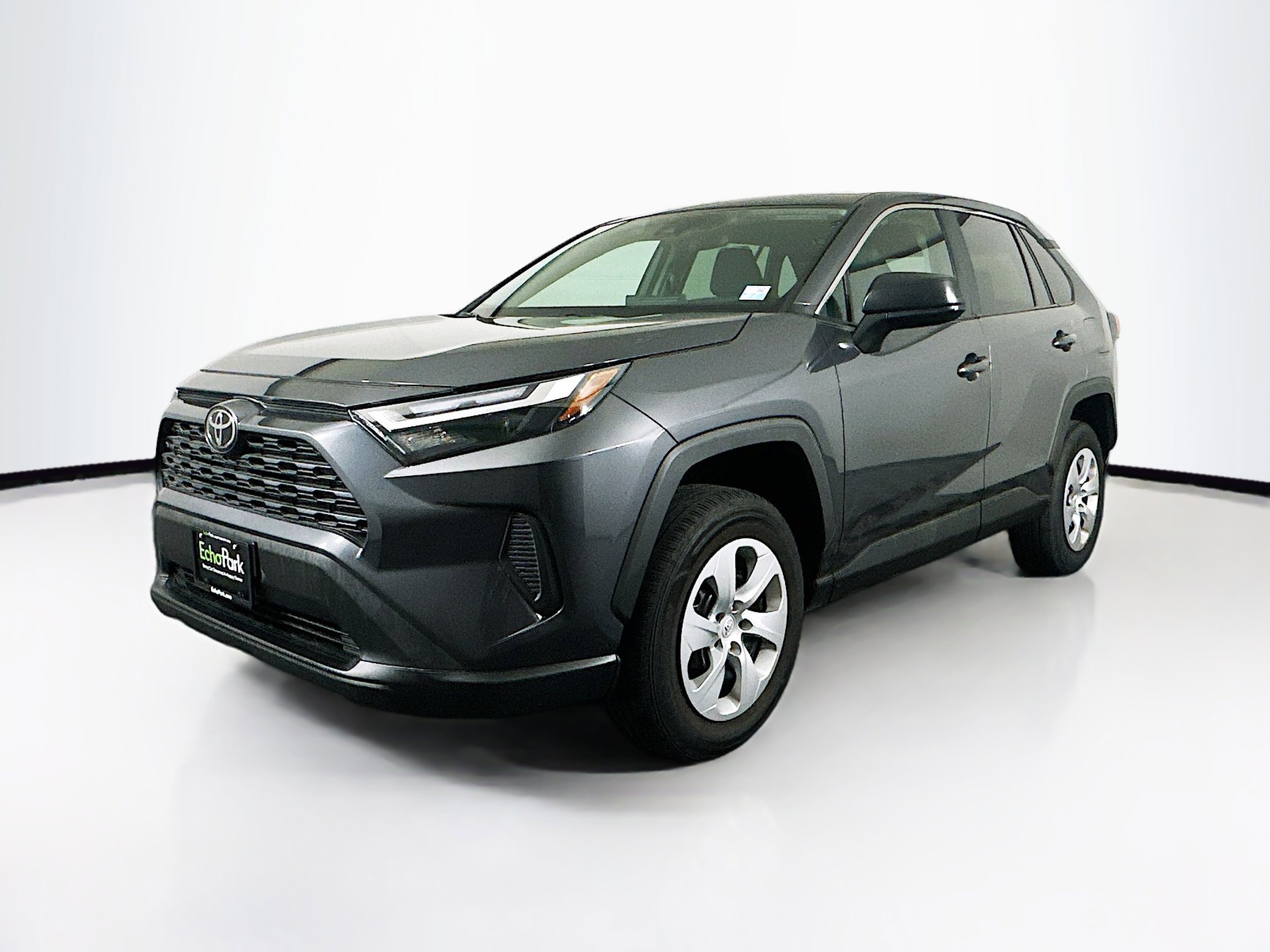 Used 2024 Toyota RAV4 LE image 3