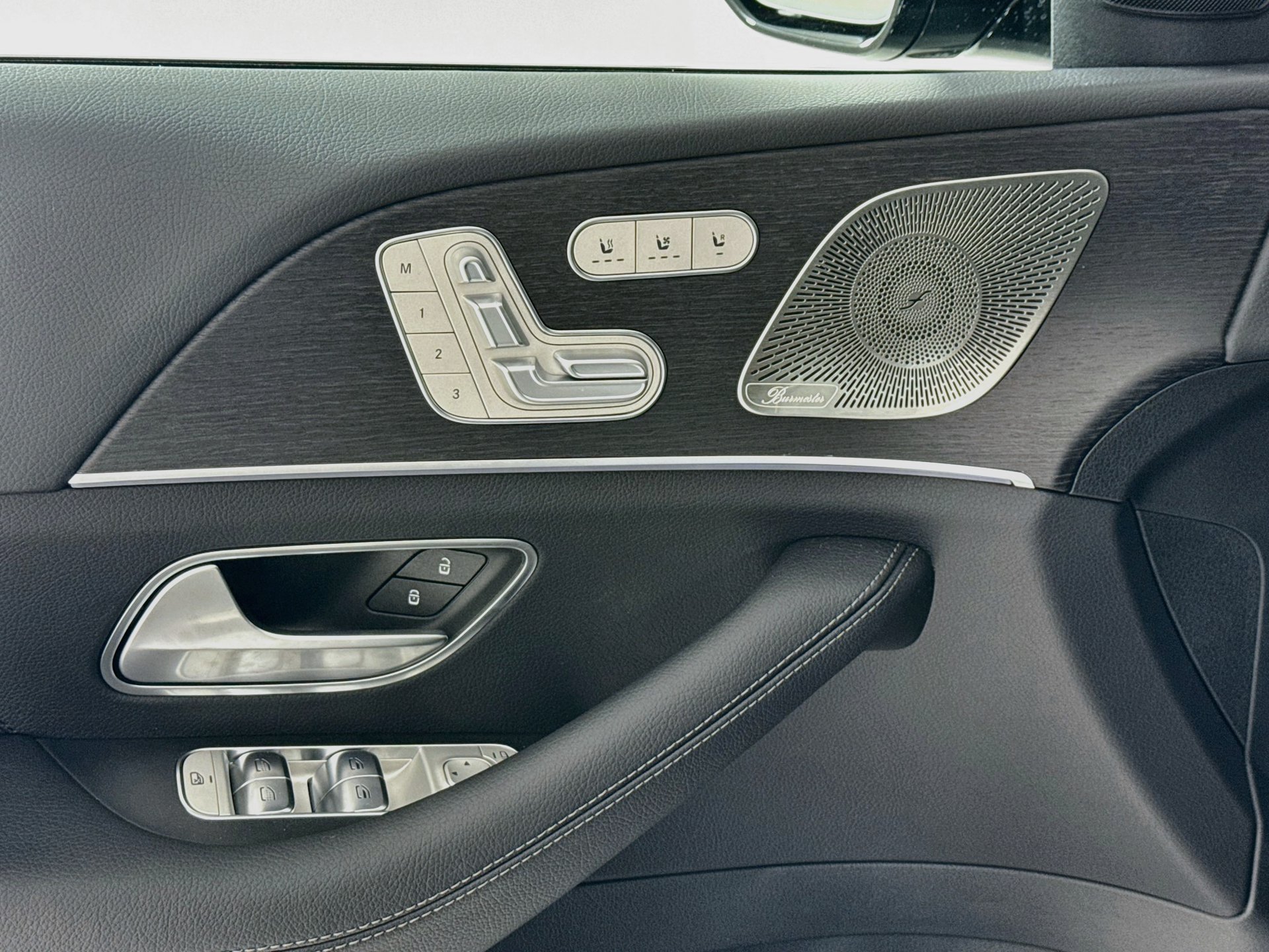 New 2027 Mercedes-Benz GLS 450 4MATIC image 19