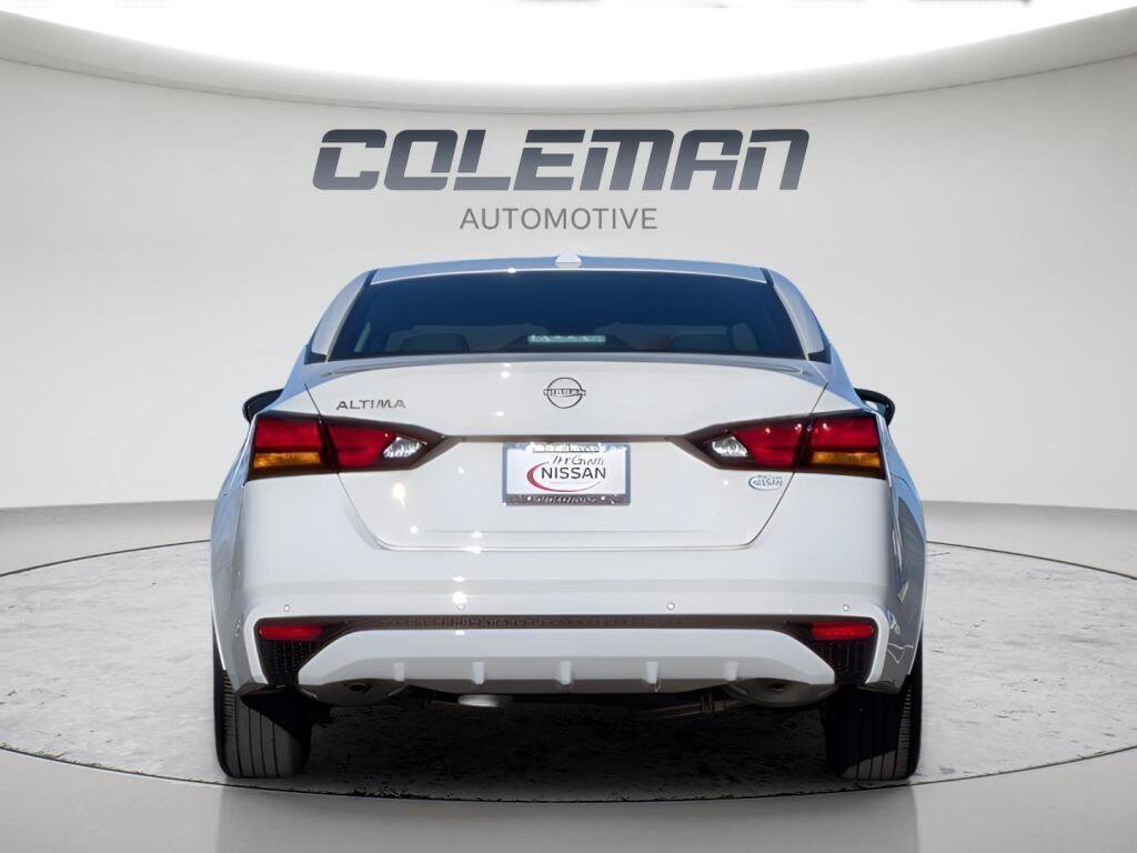 Certified 2025 Nissan Altima 2.5 S FWD image 6
