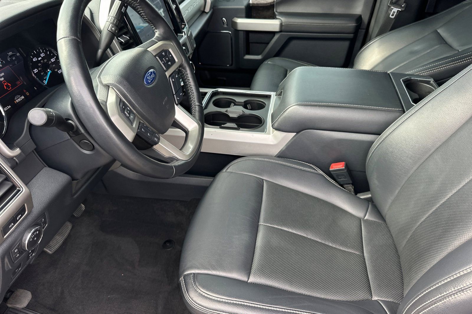 Used 2022 Ford F250 Lariat w/ Lariat Ultimate Package image 10