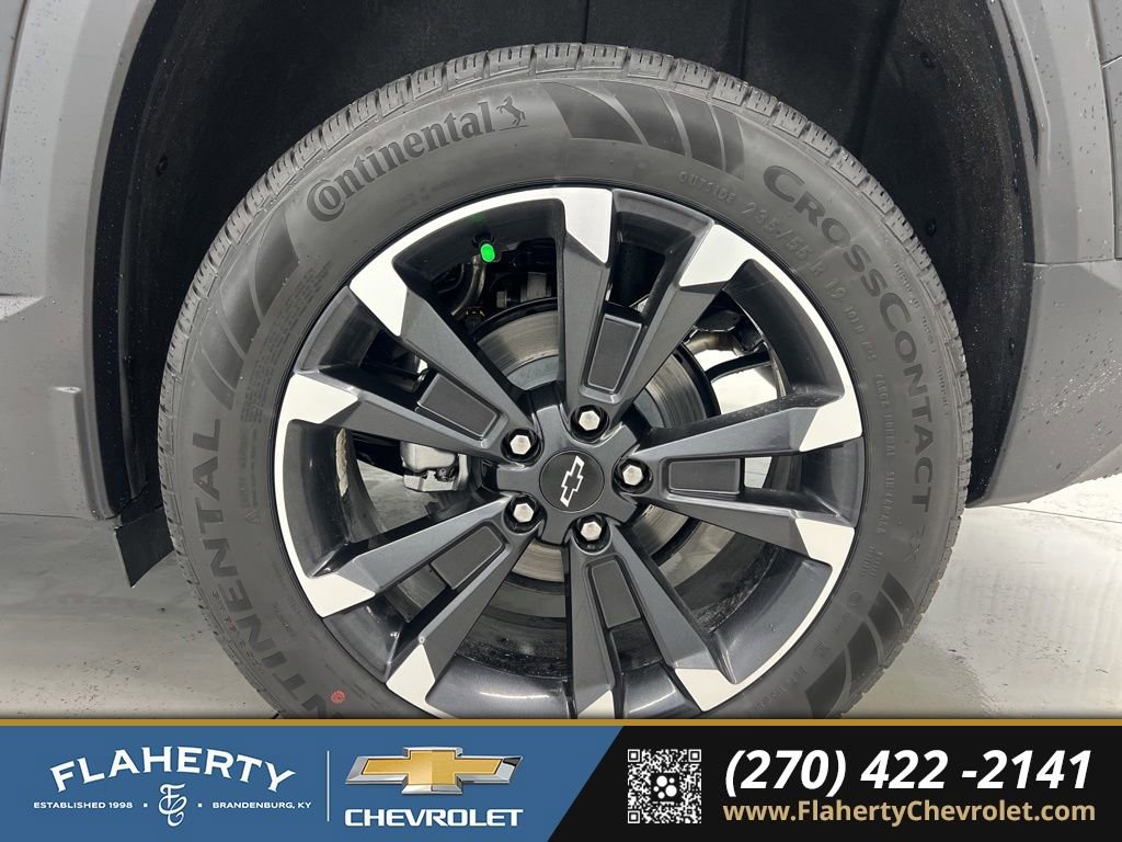New 2026 Chevrolet Equinox RS w/ Convenience Package III AWD/4WD image 18