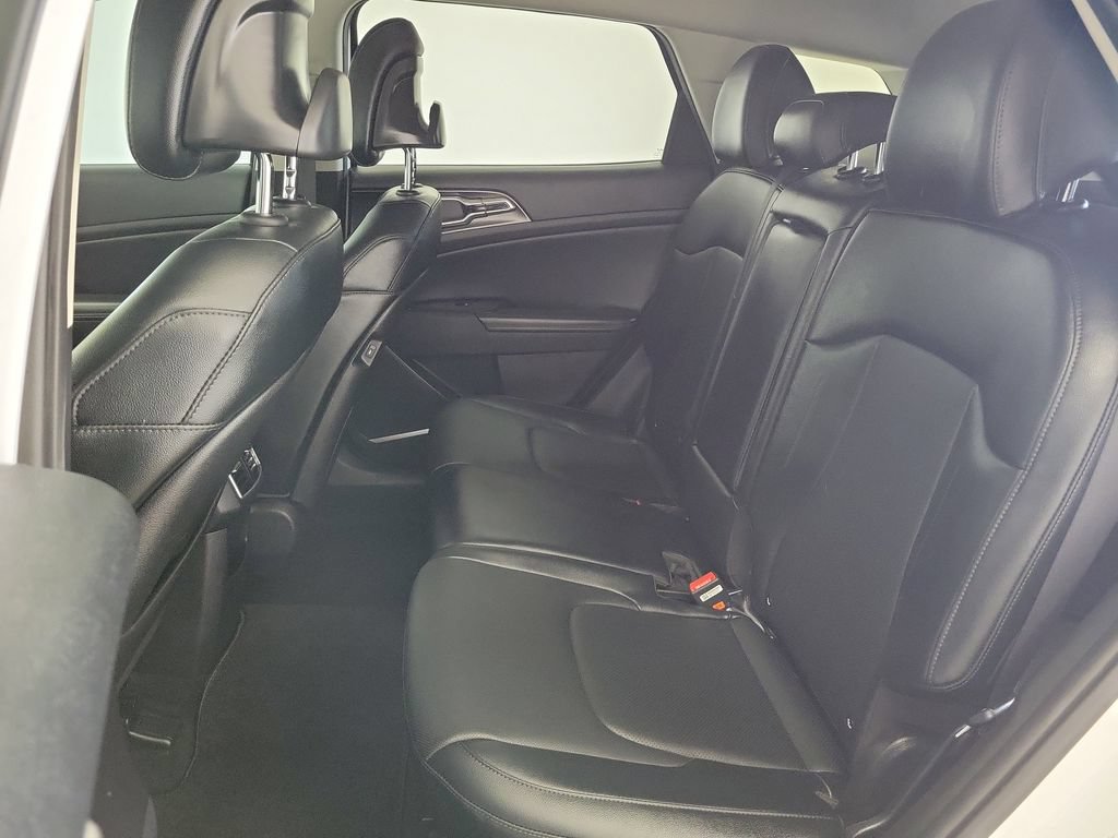 Used 2023 Kia Sportage EX FWD image 12