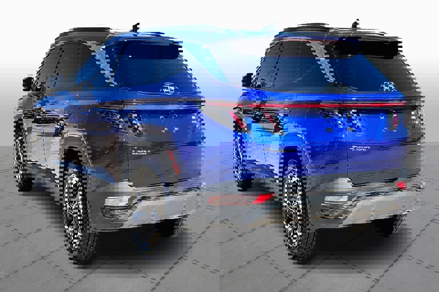 Used 2023 Hyundai Tucson Limited image 12